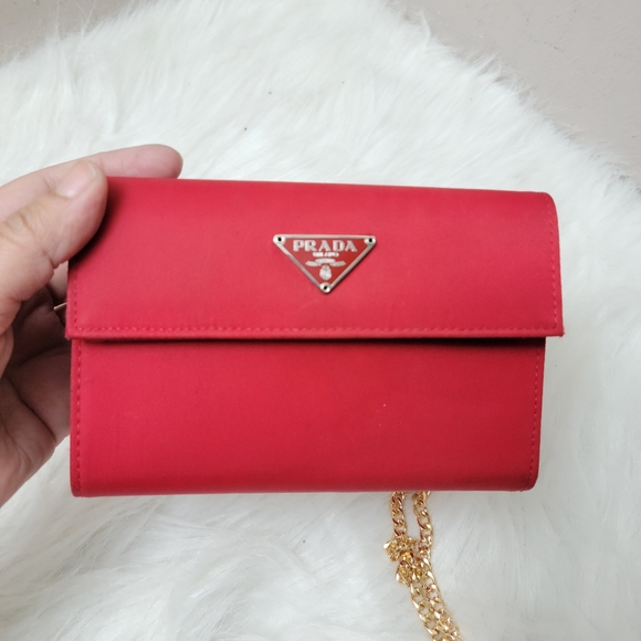 100% Authentic PRADA nylon billfold wallet - Picture 9 of 14